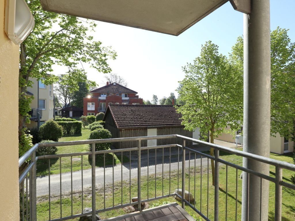 Godewind Whg. GW08 - Blick vom überdachten Balkon auf die Umgebung