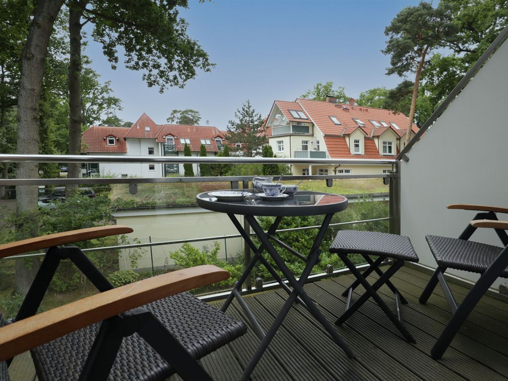 Strandvilla App.3- möblierter Westbalkon