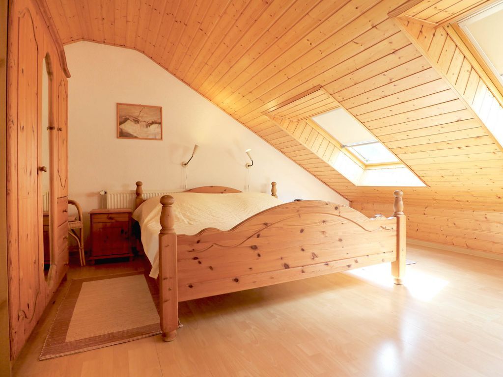 Urlauberdorf 25b - gemütliches Doppelbett im OG