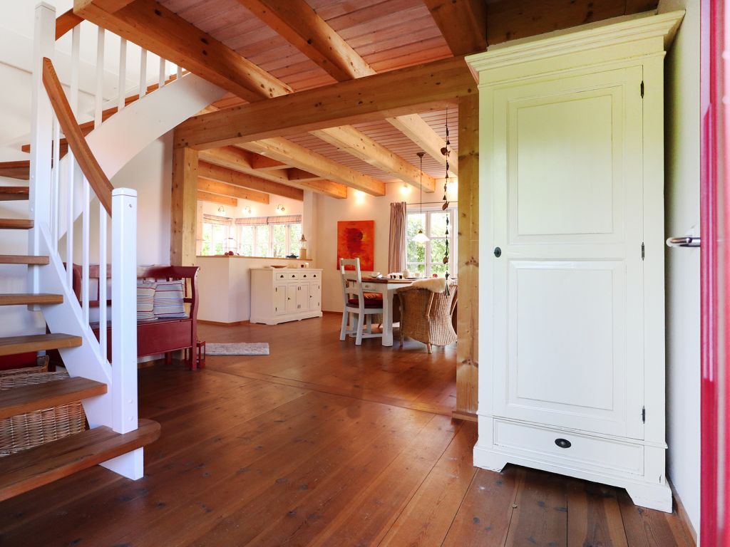Rotes Haus - Blick vom Eingang in das Haus