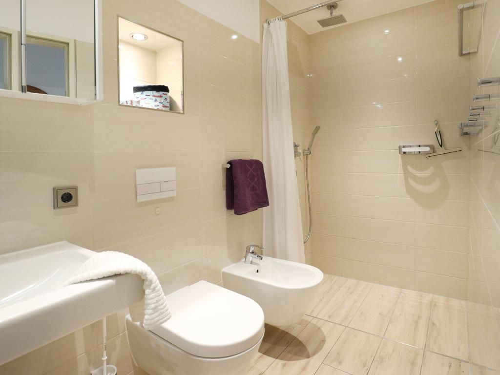 Seebach Whg. S14 - Blick in das Duschbad mit Bidet