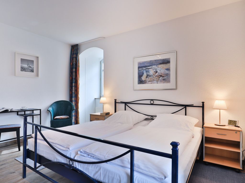 Villa Seegarten Whg. Seg05 - Blick in das große Schlafzimmer mit Doppelbett