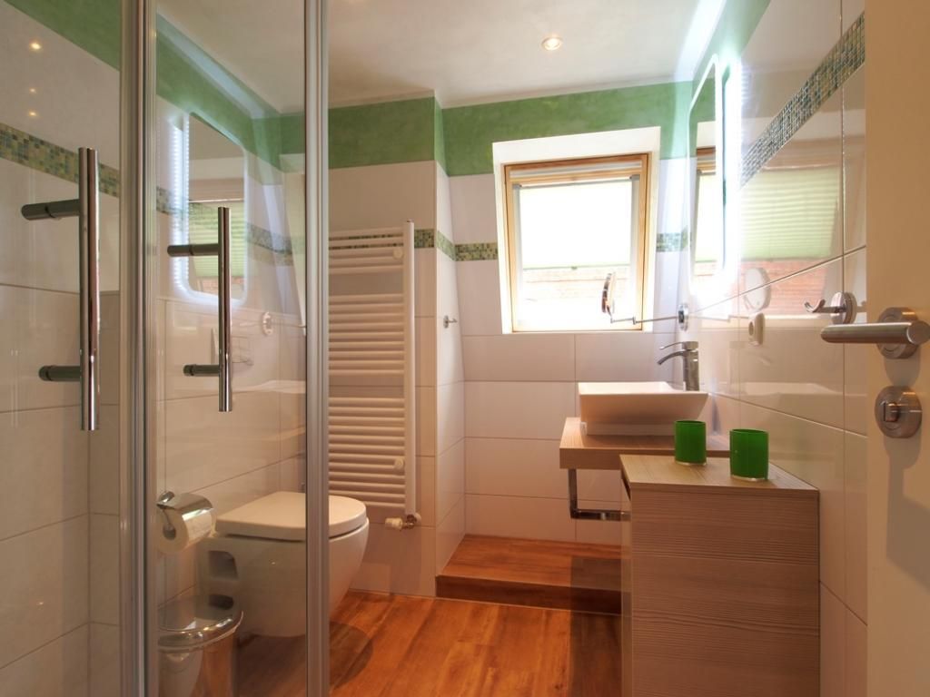 Muschel Whg. Seepferdchen - Blick in das Tageslichtbad mit Dusche