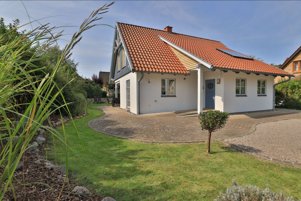 Smutje, Ferienhaus - Blick auf das Ferienhaus von der Straßenseite