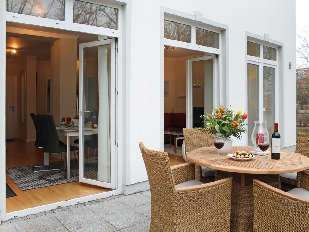Uns Hüsung Whg. 3 - Blick von der Terrasse in die Wohnung