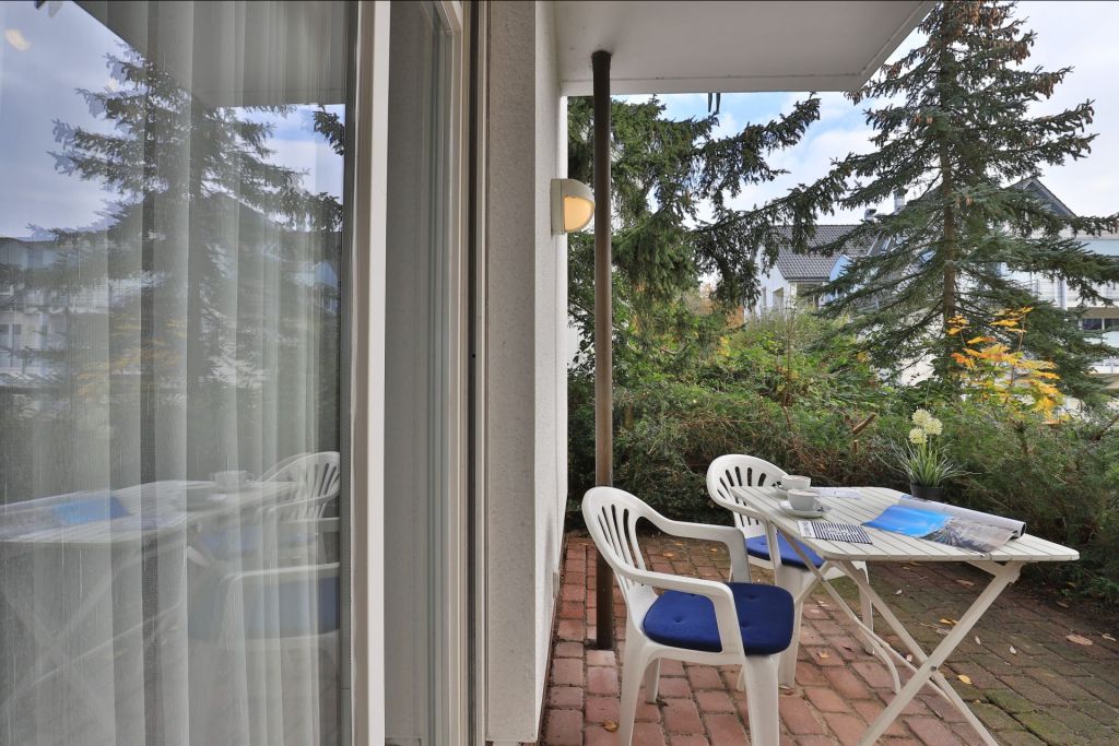 Haus am Teich, Whg. D11 - Blick auf die Sichtgeschützte Terrasse