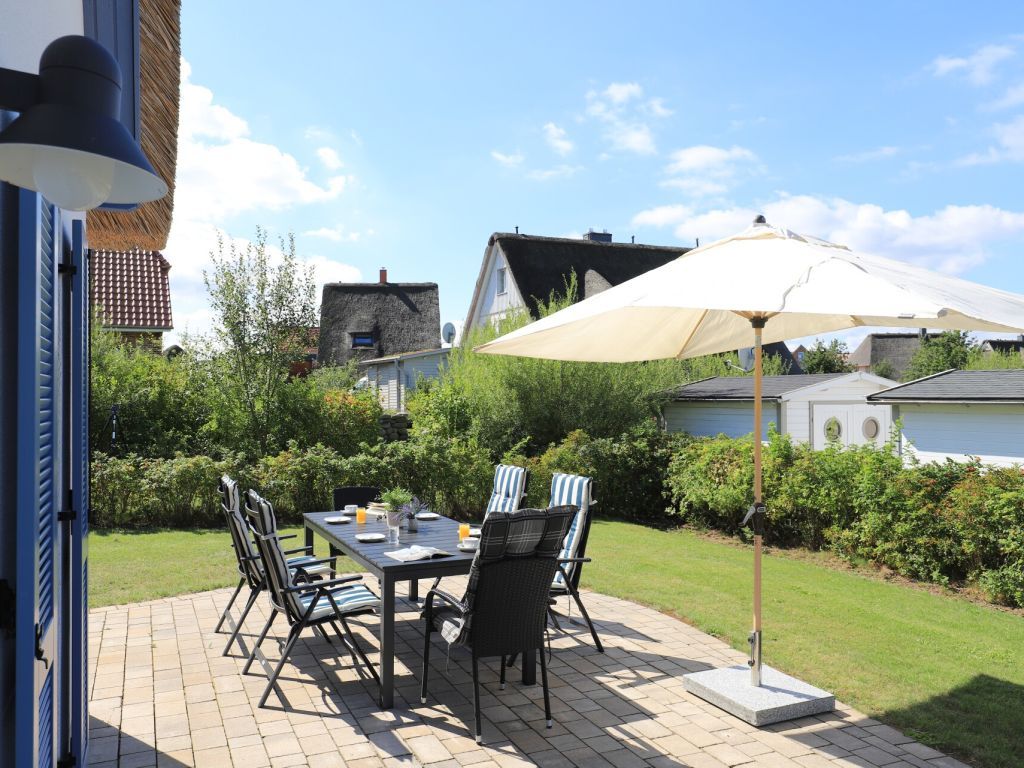 Kranich Ferienhaus - Blick auf die gemütliche Terrasse