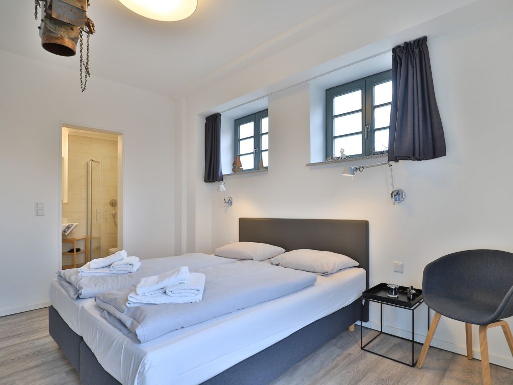 Ohlerich Speicher App. 08 - Blick in das Schlafzimmer mit 2. TV
