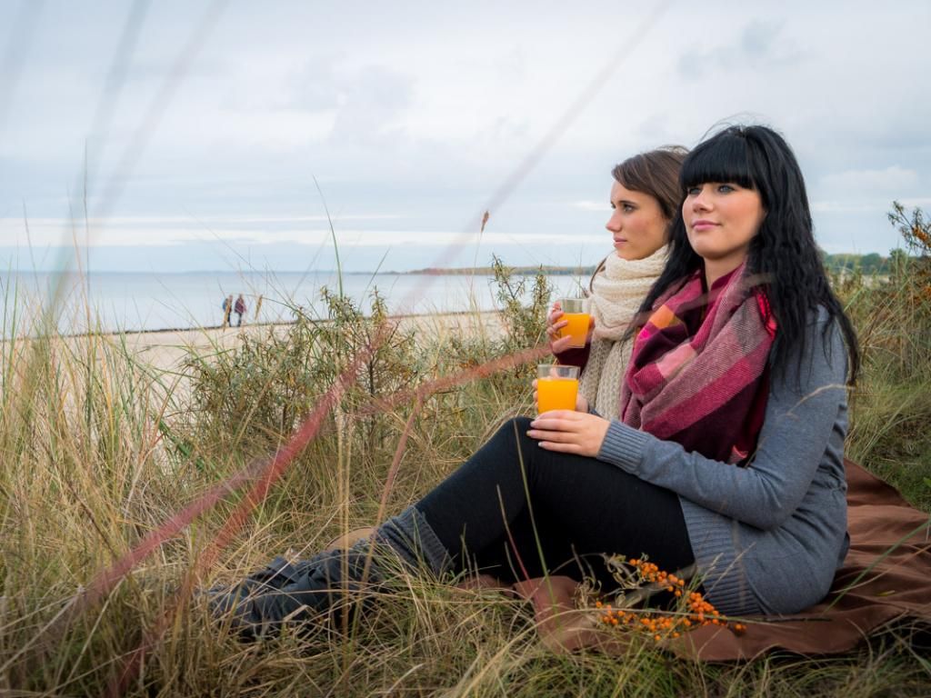 Ostseebad Boltenhagen - Sanddornpunsch in den Dünen genießen