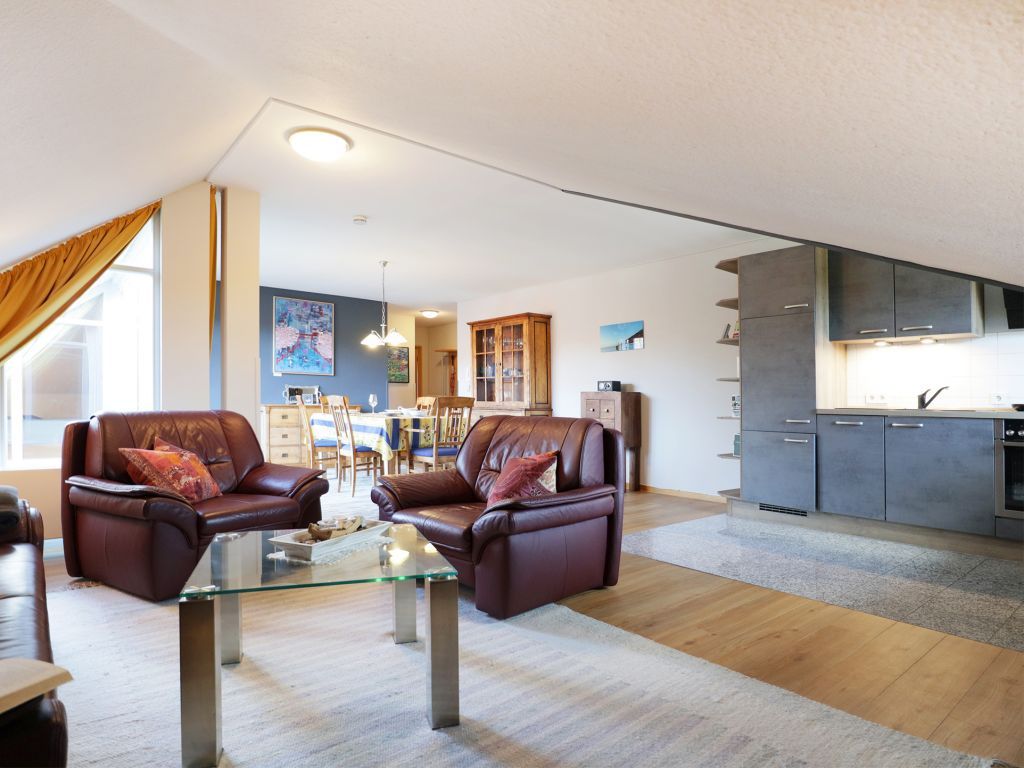 Villa Sonnengarten App.6- Blick durchs Appartement