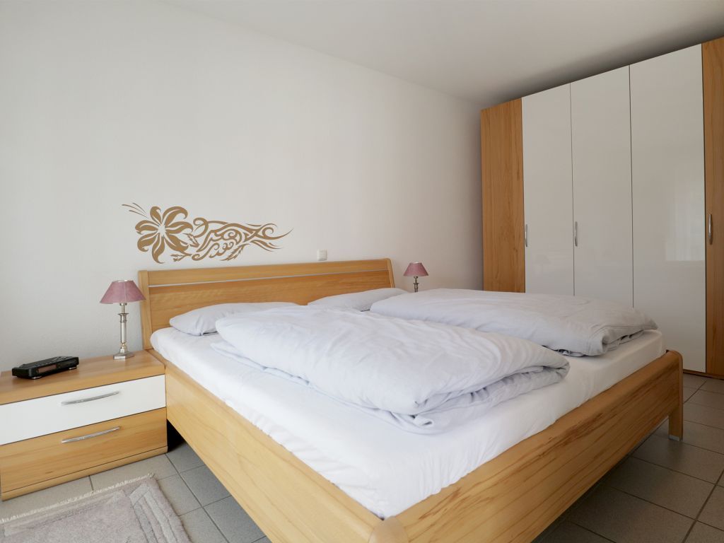 Haus am Meer App.04- Blick in den Schlafbereich