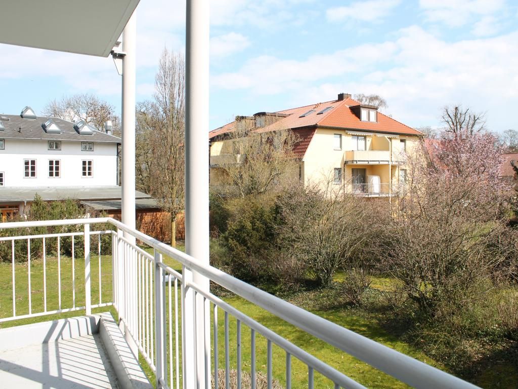 Seebach Whg. S16 - Blick vom Balkon ins Grüne