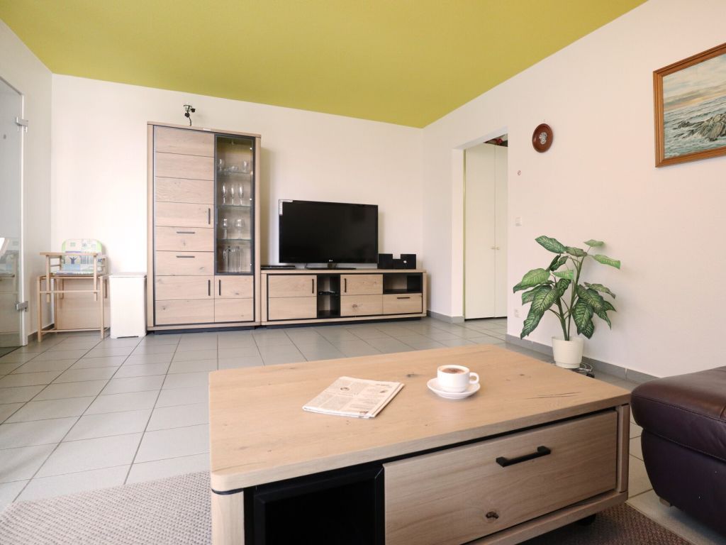 Haus am Meer, Whg. D10 - Blick vom Sofa auf den TV