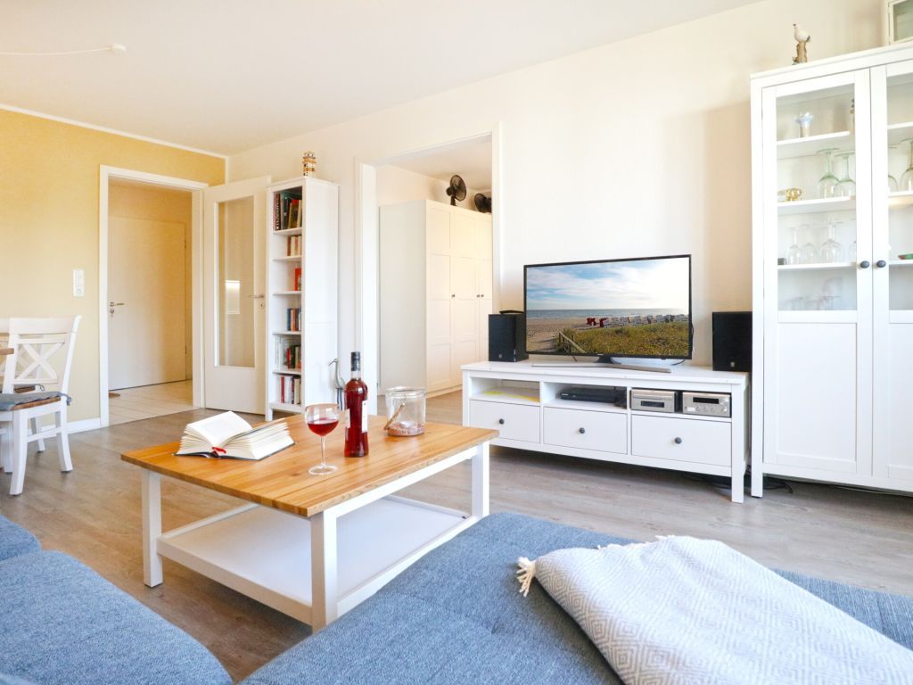 Seeschwalbe Whg. 10 - Blick vom Sofa auf den TV