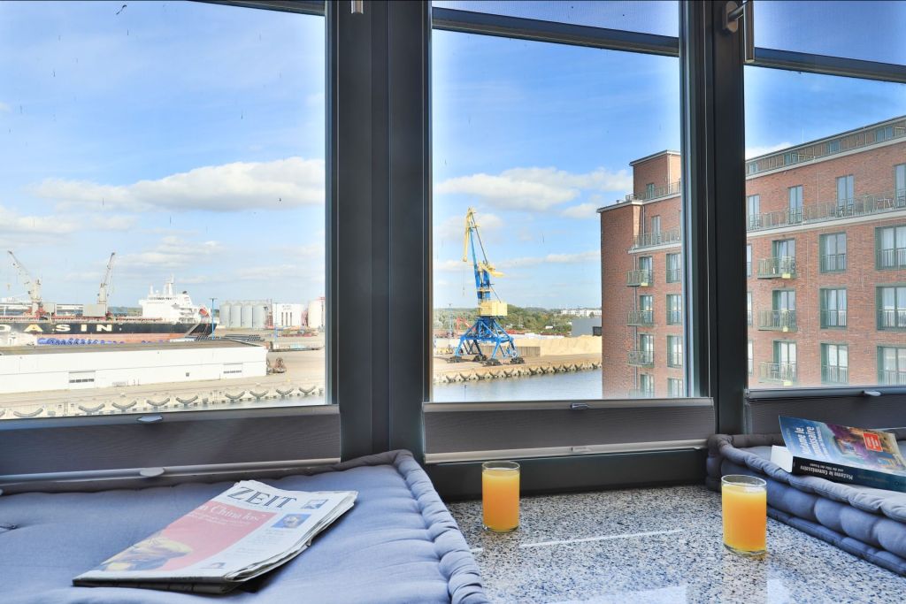 Ohlerich Speicher App. 28 - Blick auf den Industriehafen von der Fensterbank